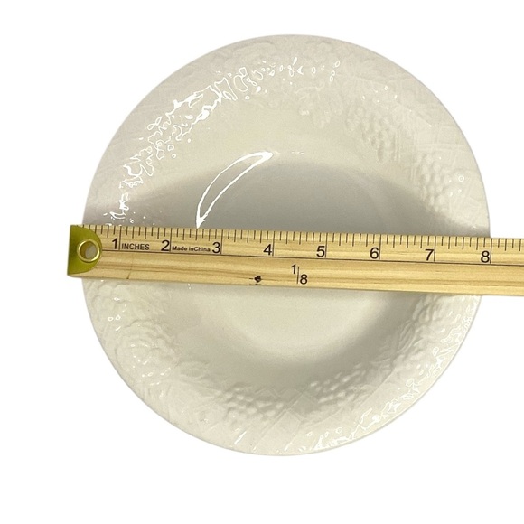 Gibson Four Seasons White 8” Cereal Salad Bowl Lattice Grapes Dinnerware - Picture 2 of 5